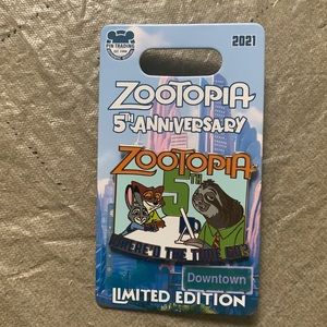 Disney Parks 2021 Zootopia 5th Anniversary LE Pin